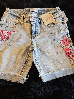 SO Light Wash Denim Bermuda Shorts with Pink Floral Appliqué